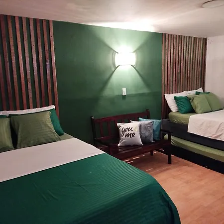 Habitacion Familiar Hasta Para 8 Personas Frente Al Mar Con Aire Acondicionado Y Wifi * Cartagena
