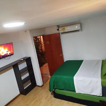 Habitacion Familiar Hasta Para 8 Personas Frente Al Mar Con Aire Acondicionado Y Wifi *