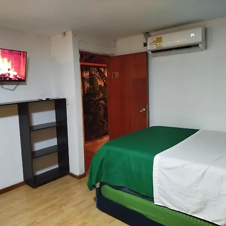 Habitacion Familiar Hasta Para 8 Personas Frente Al Mar Con Aire Acondicionado Y Wifi