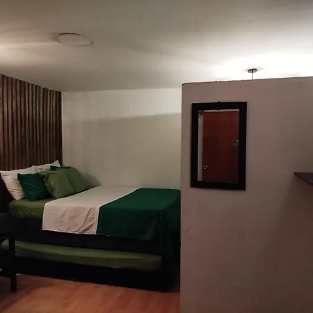 Habitacion Familiar Hasta Para 8 Personas Frente Al Mar Con Aire Acondicionado Y Wifi Bed and breakfast